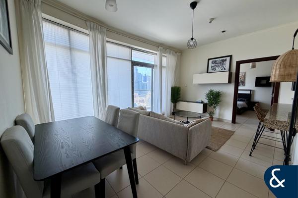 1 Bedroom | Bright | High Floor | Furnished