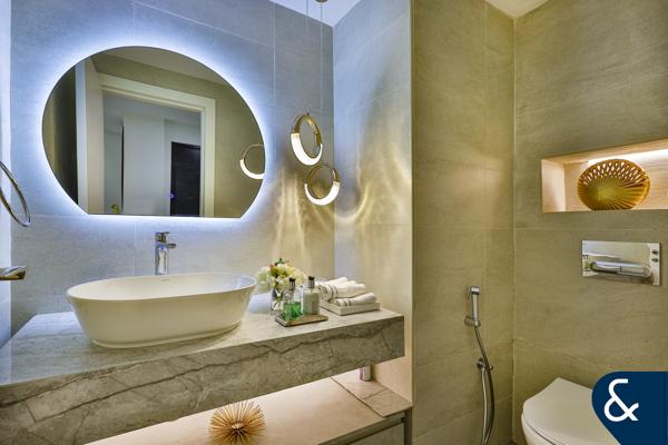 3 Beds | Vacant | Renovated | Mid Floor