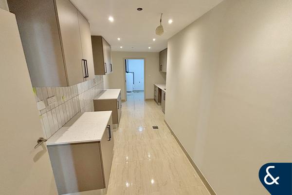 Upgraded | Unfurnished | Partial Sea-View