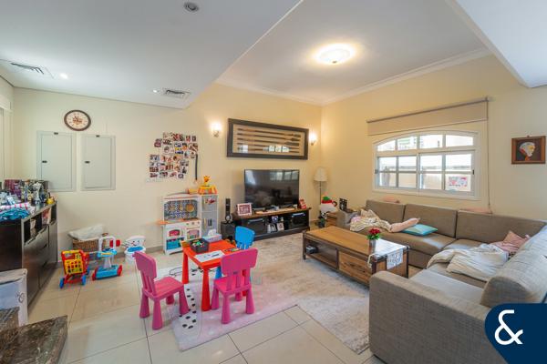 Exclusive | Internal | 3 Bed + Maid