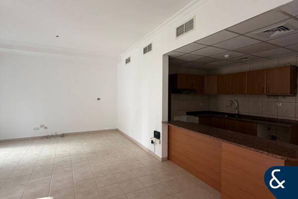 Ground Floor | Two Terraces | Next To Metro
