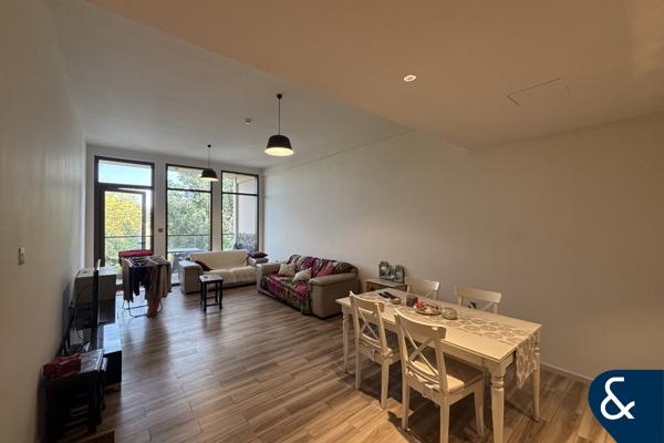 Vacant in Mid-May | Modern | 2 Bed + Utility