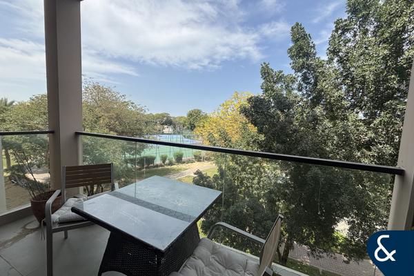 Vacant in Mid-May | Modern | 2 Bed + Utility