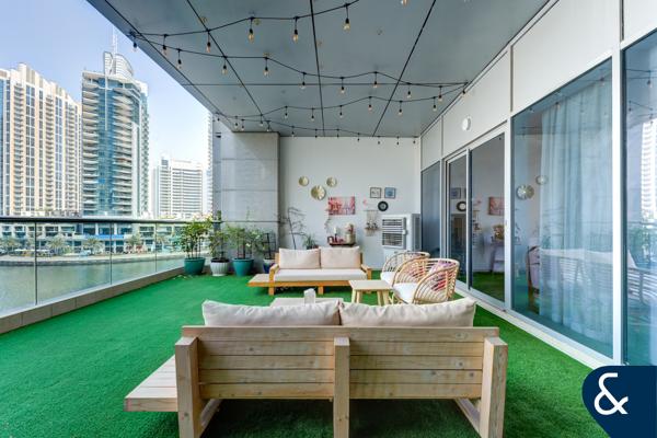 PRIVATE TERRACE -  VOT - FULL MARINA VIEW