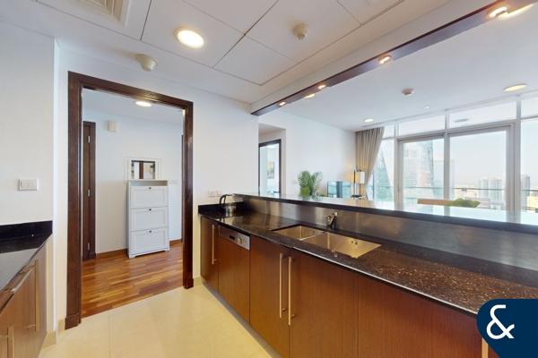 One Bedroom | DIFC View | Large Balcony