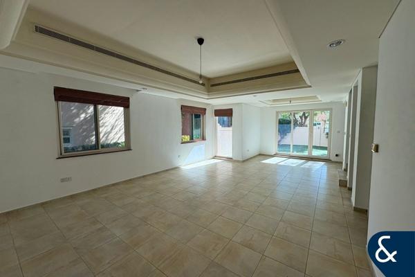 4 Bed TH | Prime Location | Victory Heights