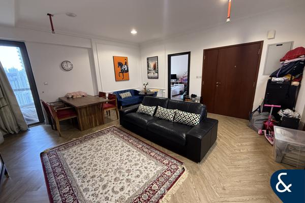 Vacant | Negotiable | 1 Bed Converted