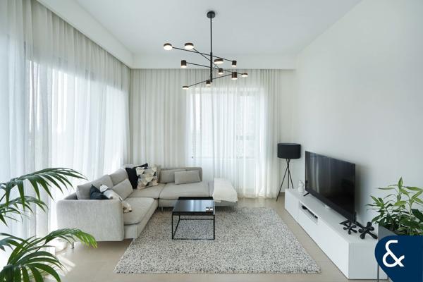 2 Balconies | Corner Unit | Boulevard View