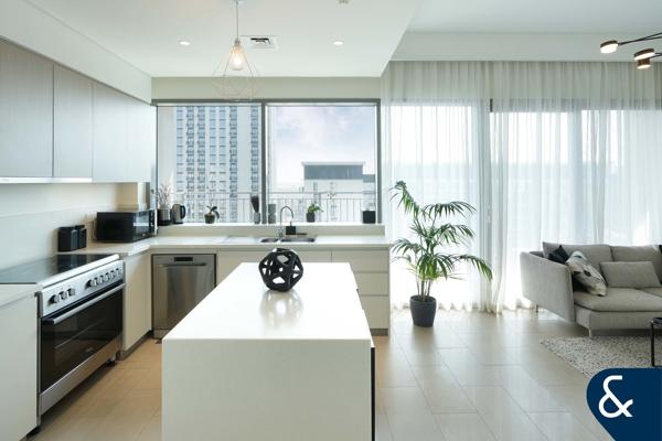 2 Balconies | Corner Unit | Boulevard View