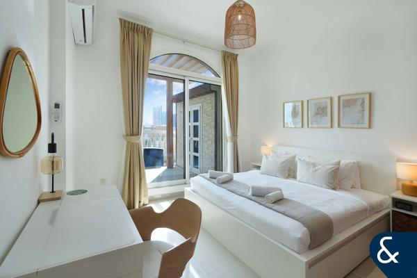 2 Beds / Spacious Apartment / Large Balcony