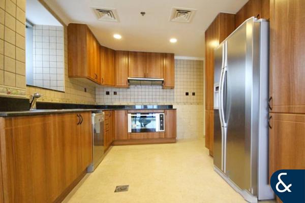 Half Floor | Panoramic Sea View | Vacant