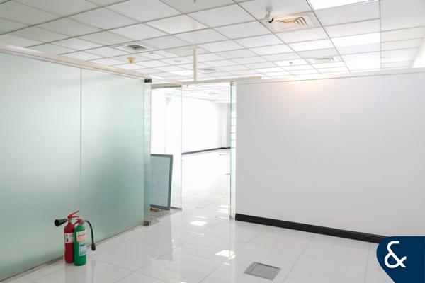 Fully Fitted | Near Metro | Glass Partitions