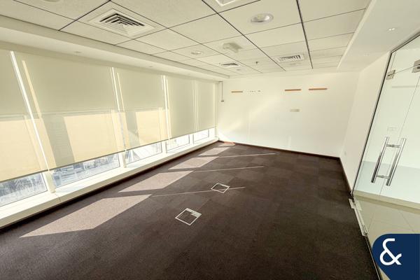 Upgraded | High Floor | Fully Fitted