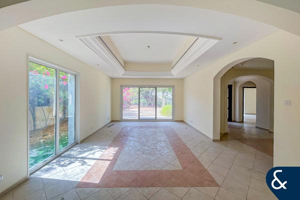 Huge Plot | Five Bedrooms | Vacant Now