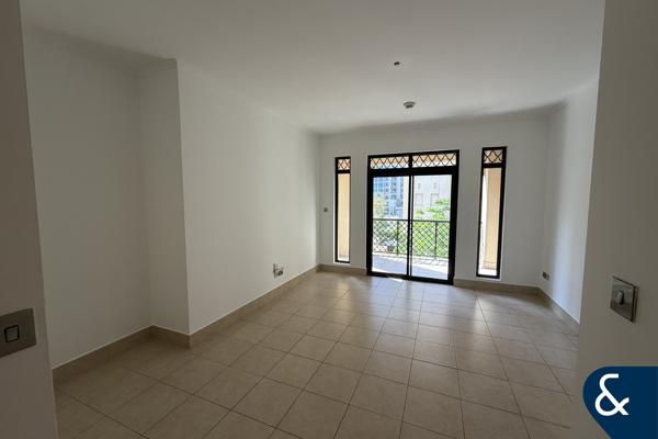 Unfurnished | Boulevard Views| Great Location
