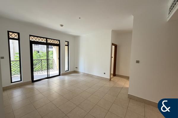 Unfurnished | Boulevard Views| Great Location