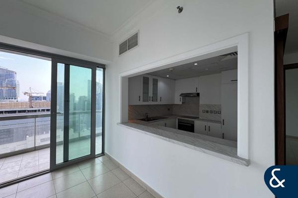 1 Bed | Study | Unfurnished | Vacant Jan