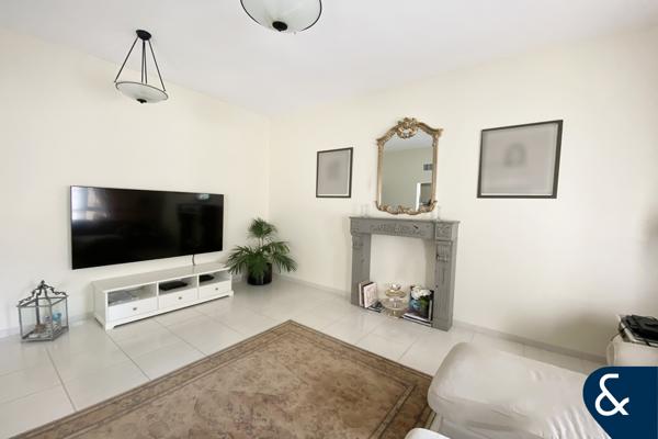 3 Bedroom | Opposite Park | Unfurnished