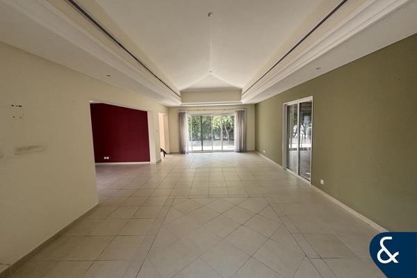 Negotiable | 11,029 sqft Plot | Very Private