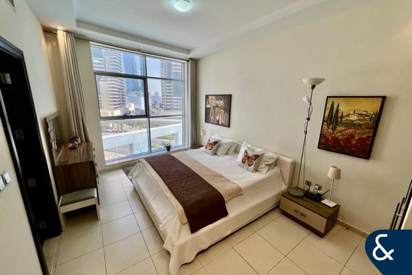 Palm views | Furnished | Available | 2 Bed
