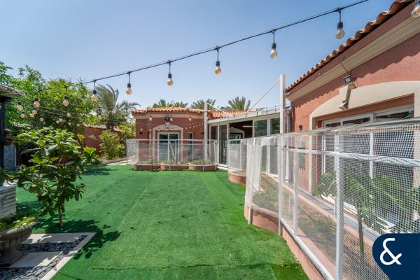 Premium Upgraded & Extended Bungalow | GCW