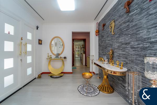 Premium Upgraded & Extended Bungalow | GCW
