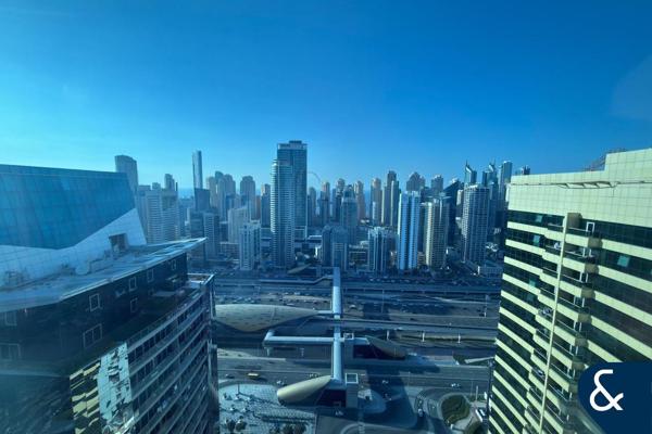 3 Bedroom | Balcony | Lake View | Vacant Now