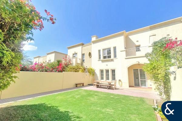 3 Bedrooms | Middle Unit | Close to Pool