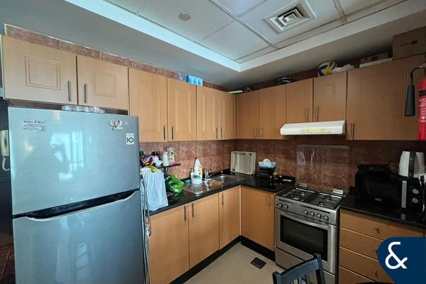 Studio Apartment | High ROI | Hamilton Tower