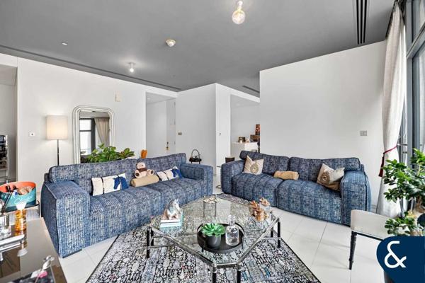 AVAILABLE SOON | High Floor | UNFURNISHED