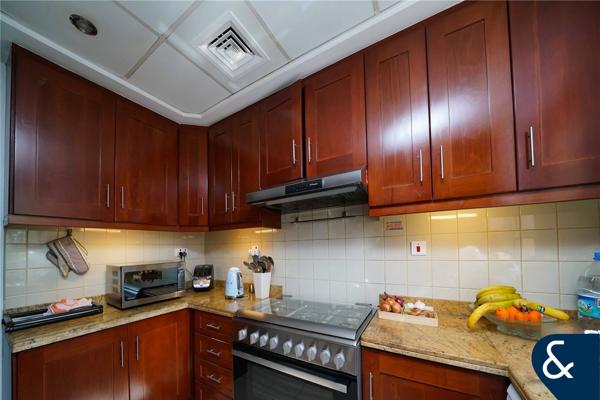 Single Row | Backing Pool And Park | 3 Bed