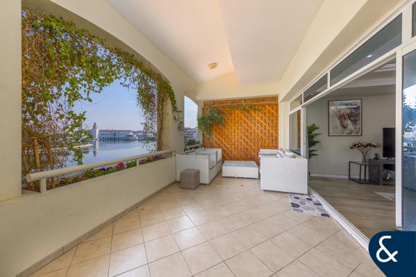 Peaceful Lake View | Upgraded | 3 Bed