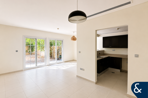 2 Bed Townhouse | Vacant | Single Row