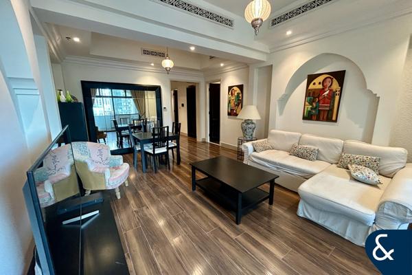 1 Bed | Lake View | Vacant Now