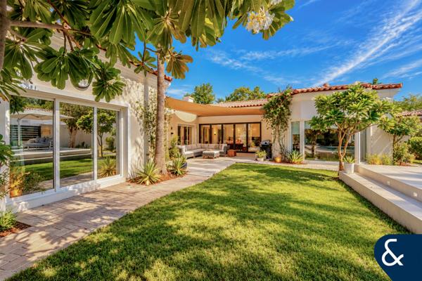 Exclusive | Fully Renovated | Super Bright