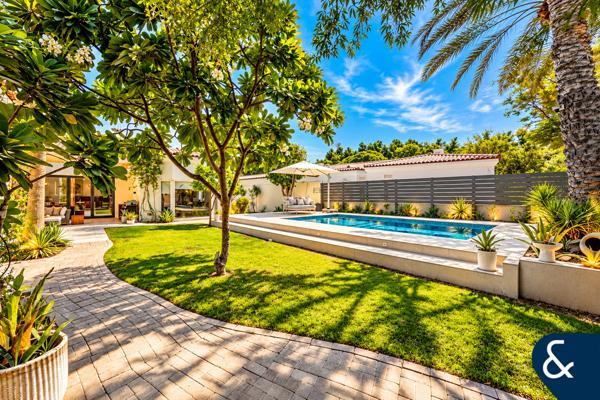 Exclusive | Fully Renovated | Super Bright