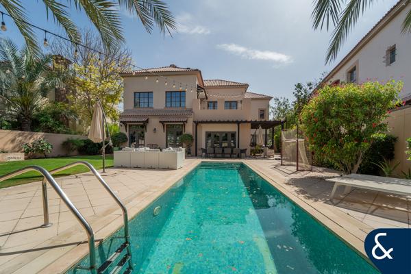 New Listing on Huge Plot in Flame Tree Ridge with Golf View