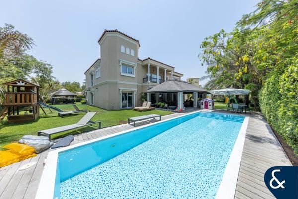 Luxury Villa | Private Pool | Huge Plot