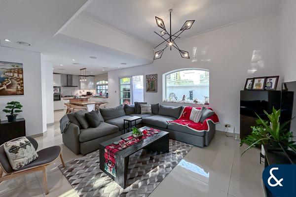 Fully Upgraded | 3 Bedroom Villa | Vacant