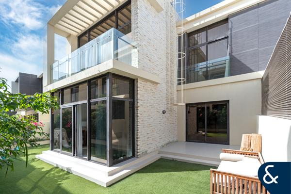 Larger Plot | 5 Bedroom + Maids | Vacant Now