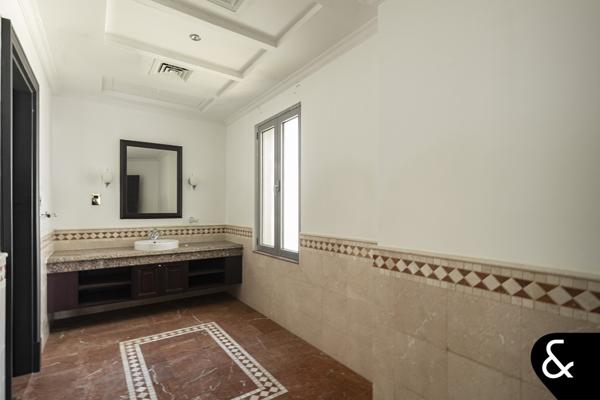 Genuine Listing - Skyline Views - Vacant - Image 15