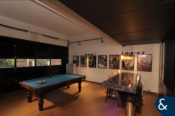 Vacant |  Upgraded | Bar & Games Room