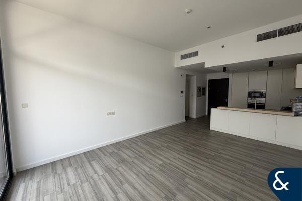 One Bed | Quality Finish | Large Balcony