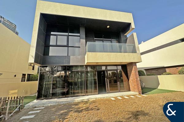 5 Bedroom | Available Now | Landscaped