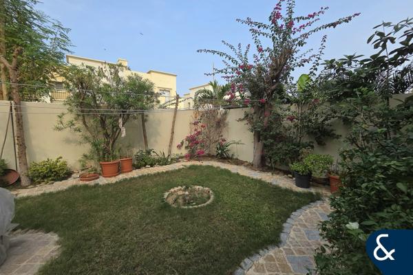 Spacious | Type 1M | Back to Back