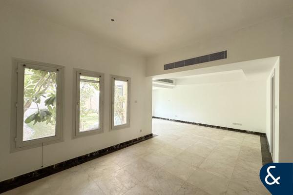 Type 1M | Largest Layout | Close to Lake