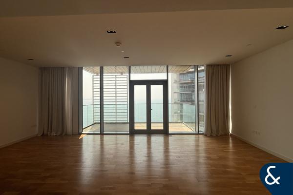 Luxury 2 Bedroom | Sea View From Every Room