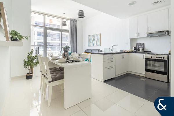 VOT | Golf & Pool View | 1 bed / 2 Bath