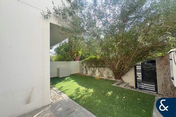 3 BEDROOM | UNFURNISHED | AVAILABLE NOW