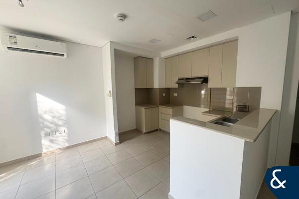 3 BEDROOM | UNFURNISHED | AVAILABLE NOW